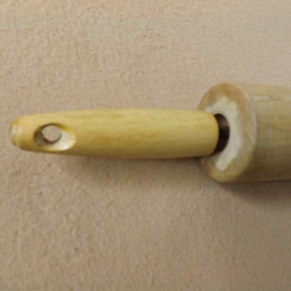 Wooden Rolling Pin- 7 Inch - Picture 5 of 8